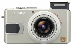 Panasonic Lumix LX2 front view