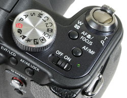 Panasonic FZ28 - top right controls