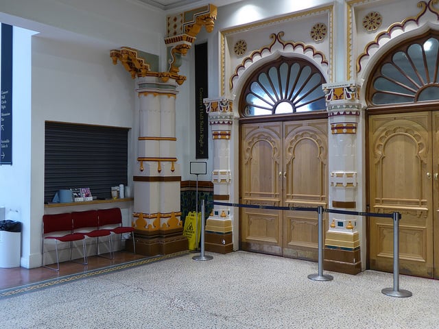 Panasonic Lumix TZ60 / ZS40 sample image at 100 ISO