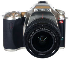 Pentax *istDL front view